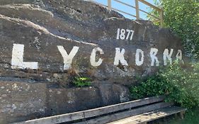 Nyrenoverat Kaellarlaegenhet