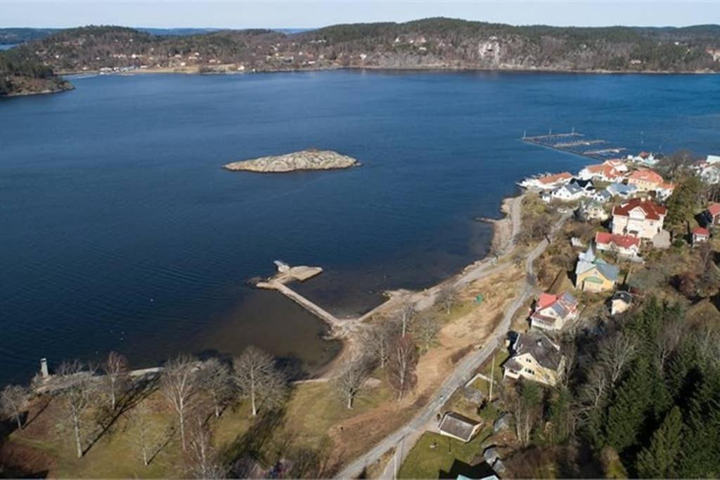 Apartament Nyrenoverat Kaellarlaegenhet Ljungskile Zewnętrze zdjęcie