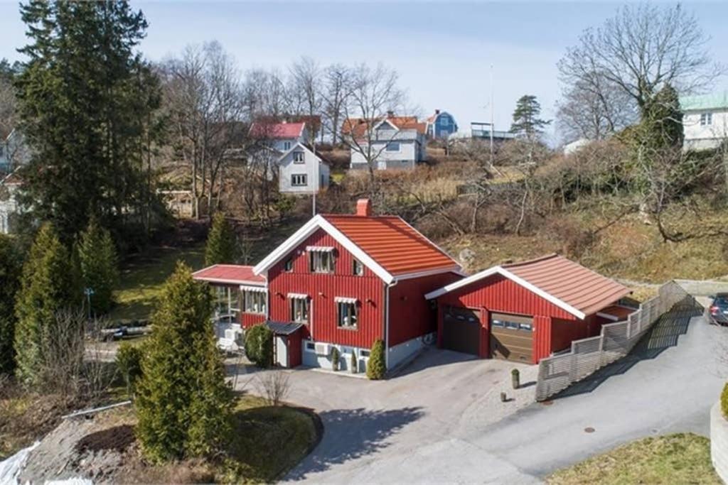 Apartament Nyrenoverat Kaellarlaegenhet Ljungskile Zewnętrze zdjęcie